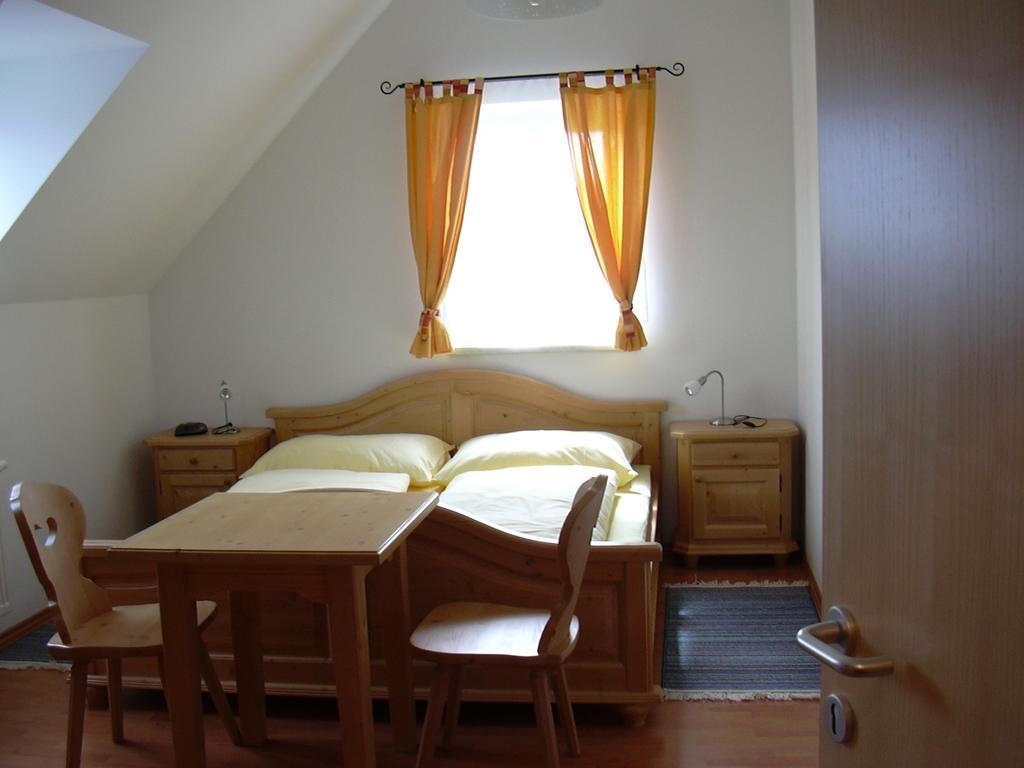 Weingut Gaestezimmer Gruber Ehrenhausen Oda fotoğraf